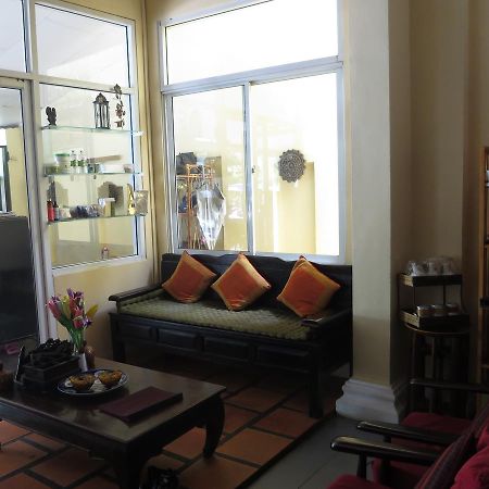 Goldie Guesthouse Phnom Penh Zewnętrze zdjęcie
