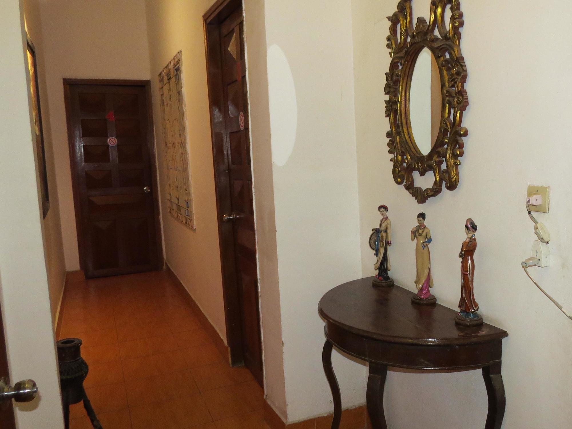Goldie Guesthouse Phnom Penh Zewnętrze zdjęcie