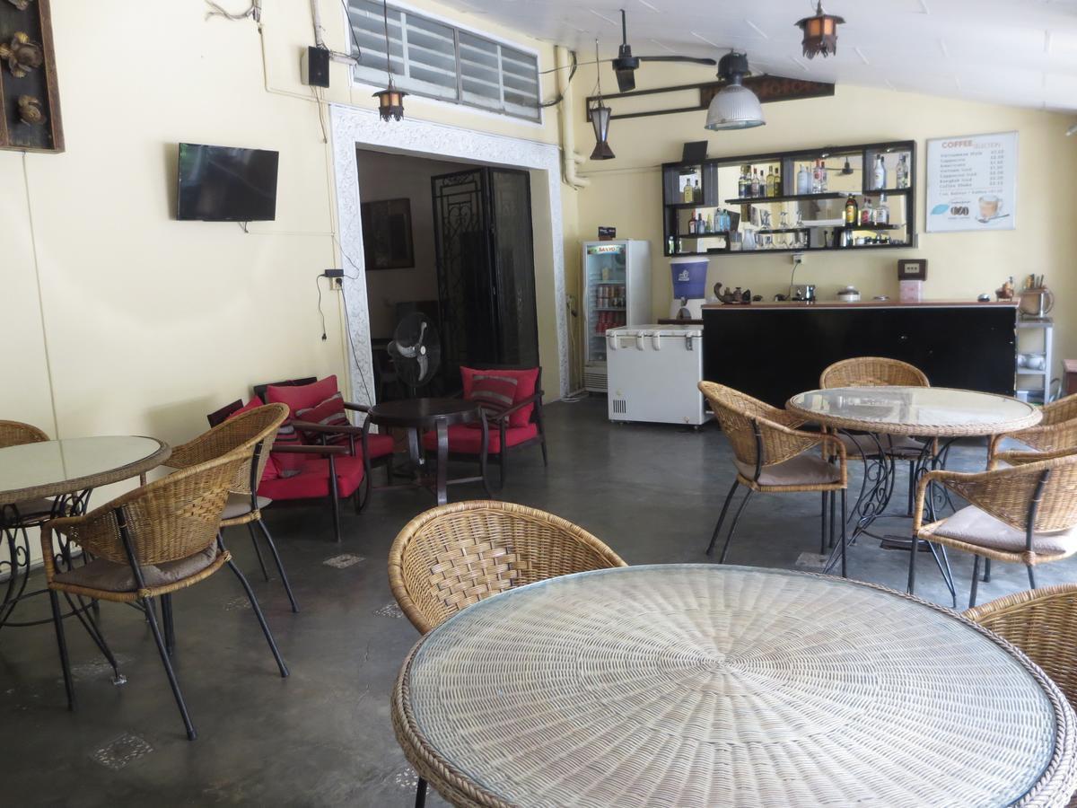 Goldie Guesthouse Phnom Penh Zewnętrze zdjęcie