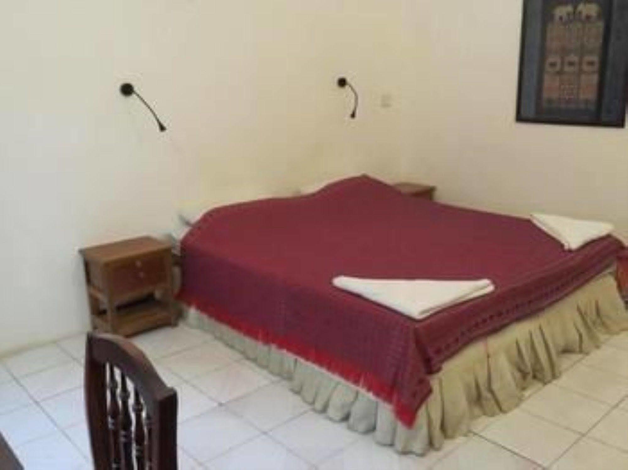 Goldie Guesthouse Phnom Penh Zewnętrze zdjęcie